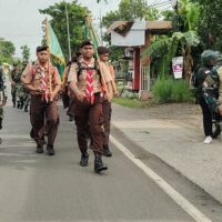 Peringati Hari Juang TNI-AD, Saka Wira Kartika Kodim Bojonegoro Jalan Kaki 20 kilometer