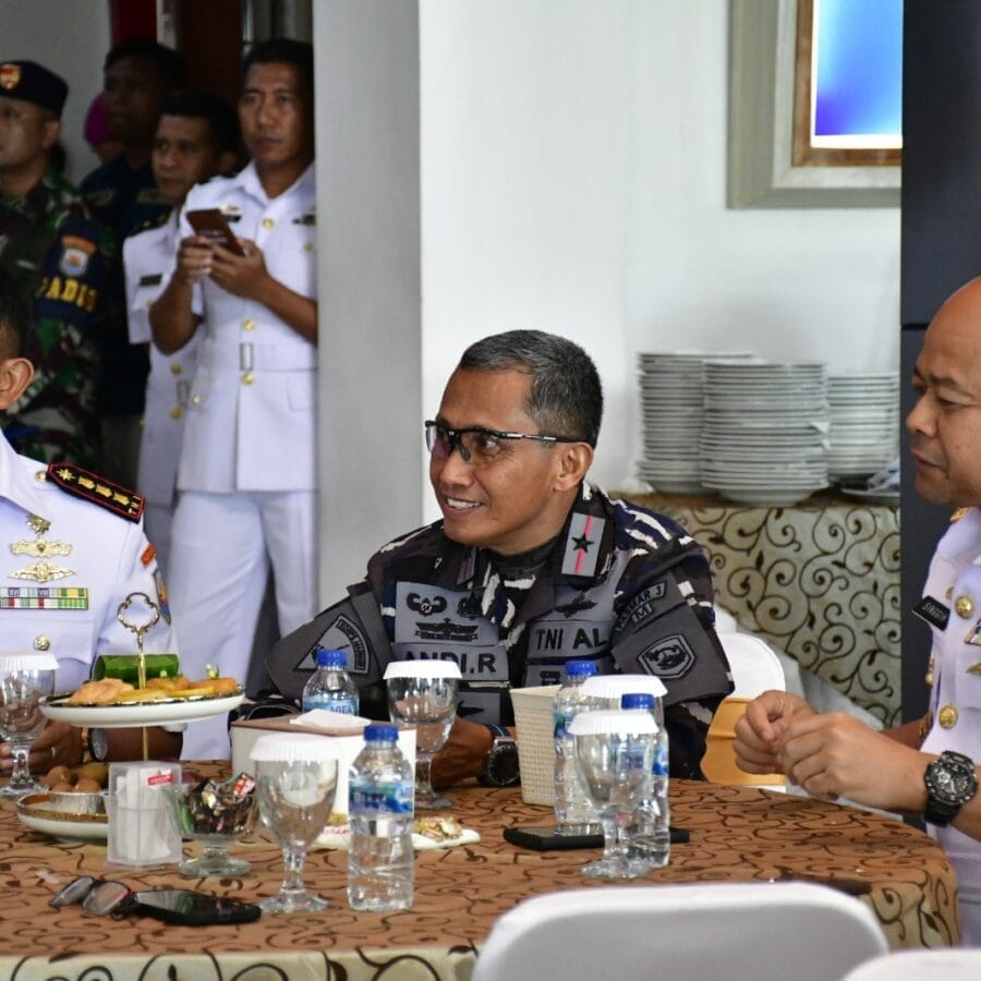 Komandan Pasmar 3, Hadiri Acara Syukuran Sertijab Pejabat Strategis di Jajaran Koarmada III