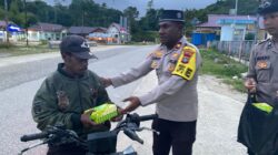 Polres Maybrat, dan Media Berbagi Takjil, Wujud Kepedulian di Bulan Ramadan