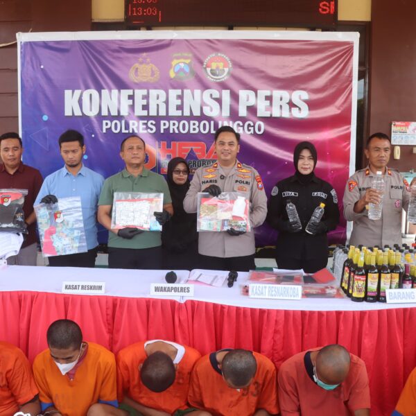 Polres Probolinggo Ungkap 13 Kasus Narkoba dan Miras Pekat II