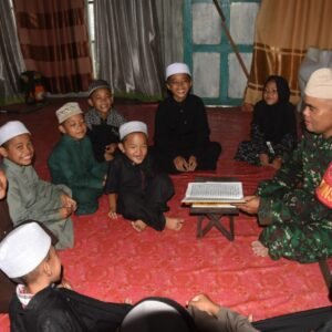 Satgas TMMD Kodim 1002/HST Ajarkan Ngaji, Bangun Mental Anak Desa