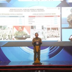 Mendagri Tegaskan Pemda Wajib Prioritaskan Anggaran Enam Pelayanan Dasar Mendagri Tegaskan Pemda Wajib Prioritaskan Anggaran Enam Pelayanan Dasar