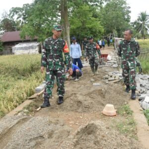 Dansatgas TMMD Kodim 1002/HST Tinjau Progres Jalan 1.030 Meter