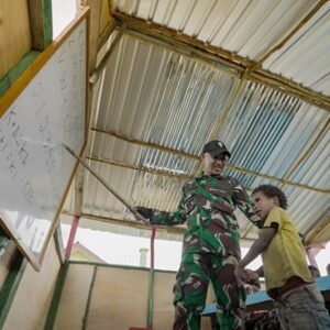 Peringati Hari Pendidikan Nasional, Satgas Yonif 715/Mtl Resmikan Rumah Belajar "PELITA PACE MENTARI" Peringati Hari Pendidikan Nasional, Satgas Yonif 715/Mtl Resmikan Rumah Belajar “PELITA PACE MENTARI”