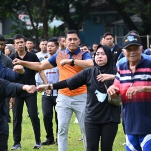 Komunitas Aeromodeling Meriahkan CFD Lanud Sultan Hasanuddin Komunitas Aeromodeling Meriahkan CFD Lanud Sultan Hasanuddin