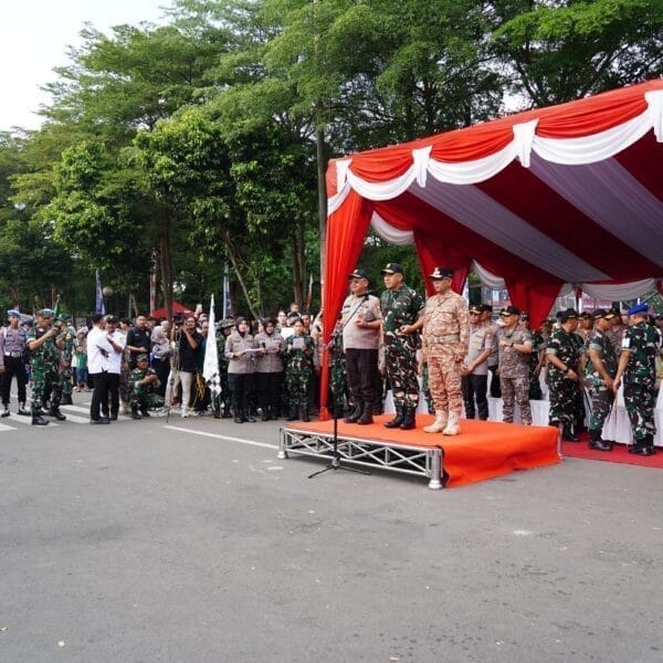Gubernur Akmil Hadiri Upacara Pembukaan Latsitardanus XLV/2025 di Kota Serang