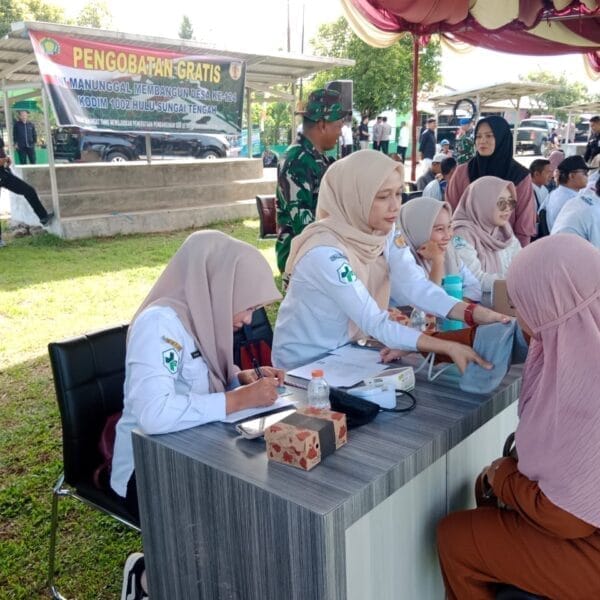 Penutupan TMMD ke-124, Kodim 1002/HST Gelar Pengobatan Gratis