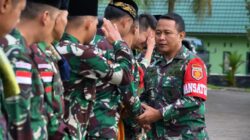 Kebersamaan Satgas Pamtas Yonarmed 11 Kostrad dan Warga Warnai Idul Adha 1446 H di Perbatasan