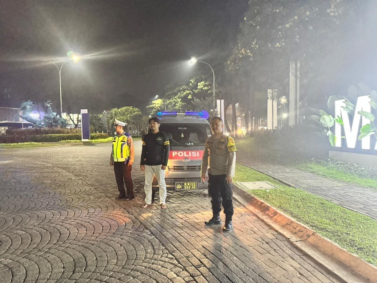 Patroli Malam Ops Cipkon, Polsek Cikupa Sasar Titik Rawan Gangguan Kamtibmas Patroli Malam Ops Cipkon, Polsek Cikupa Sasar Titik Rawan Gangguan Kamtibmas