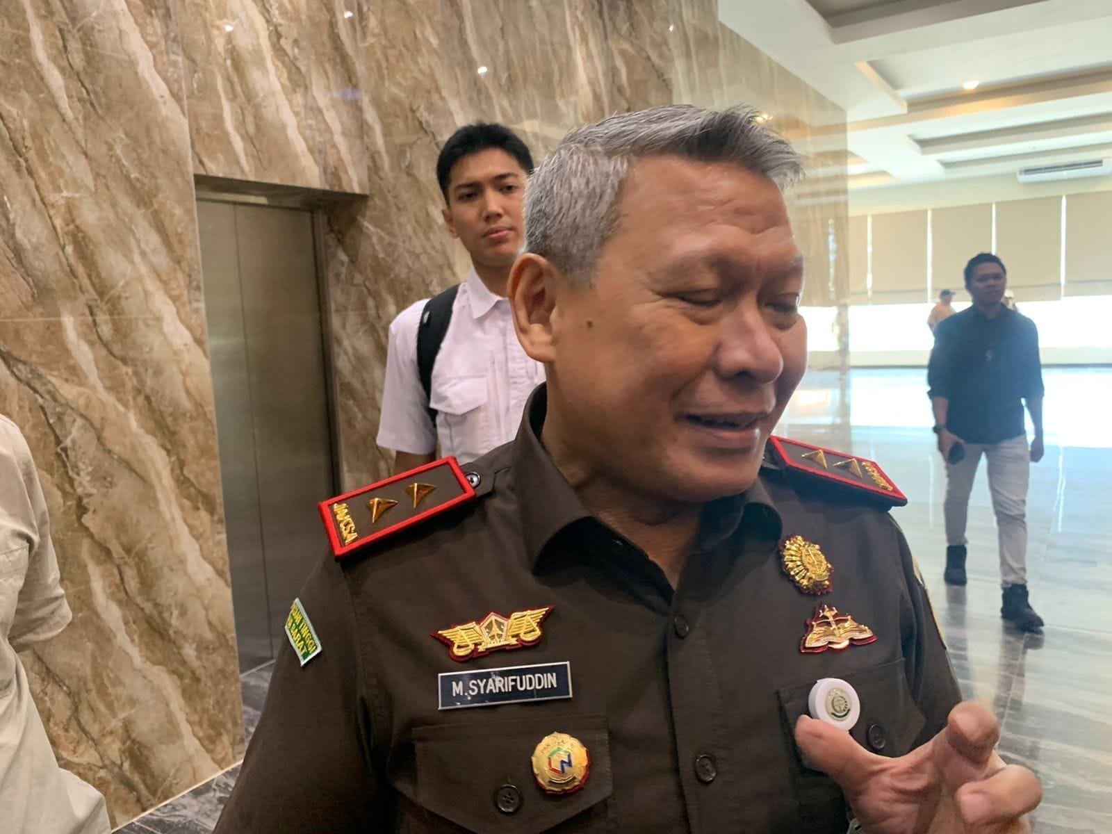 Kajati Papua Barat Bongkar Dugaan Korupsi di Setda Sorong, Barang Bukti Dibawa ke Lab Kaltim Kajati Papua Barat Bongkar Dugaan Korupsi di Setda Sorong, Barang Bukti Dibawa ke Lab Kaltim