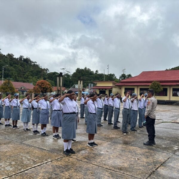 Polres Maybrat Mulai Seleksi Calon Paskibra SMA Aifat untuk HUT RI ke-80