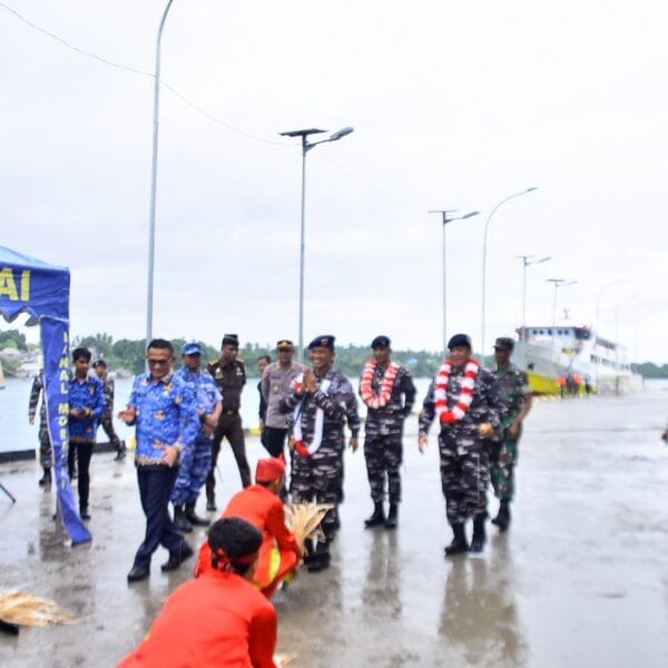 Satgas Trisila TNI AL 2025 Tiba di Morotai, Disambut Hangat Pemda dan Masyarakat