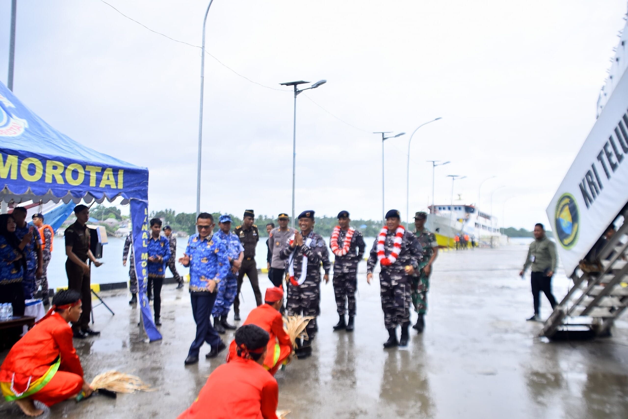 Satgas Trisila TNI AL 2025 Tiba di Morotai, Disambut Hangat Pemda dan Masyarakat