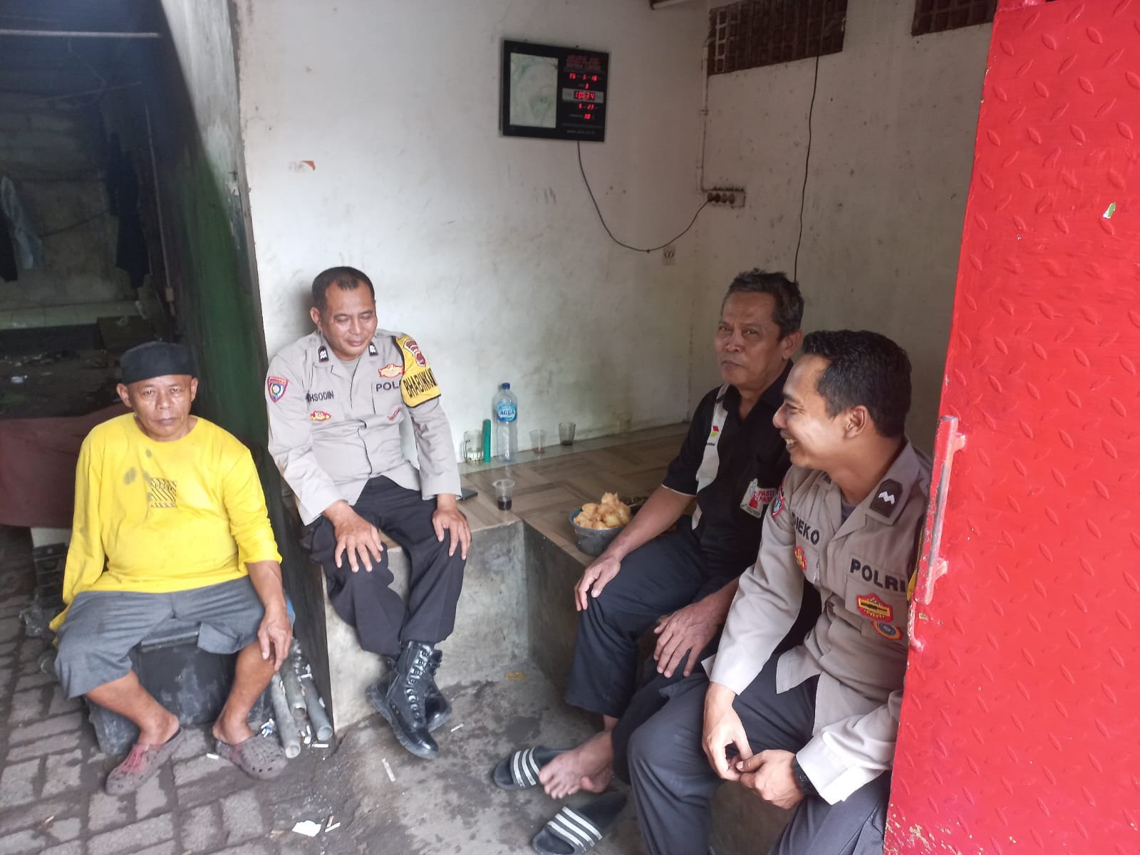 Bhabinkamtibmas Desa Pasir Gadung Laksanakan Program Polisi Peduli Pengangguran