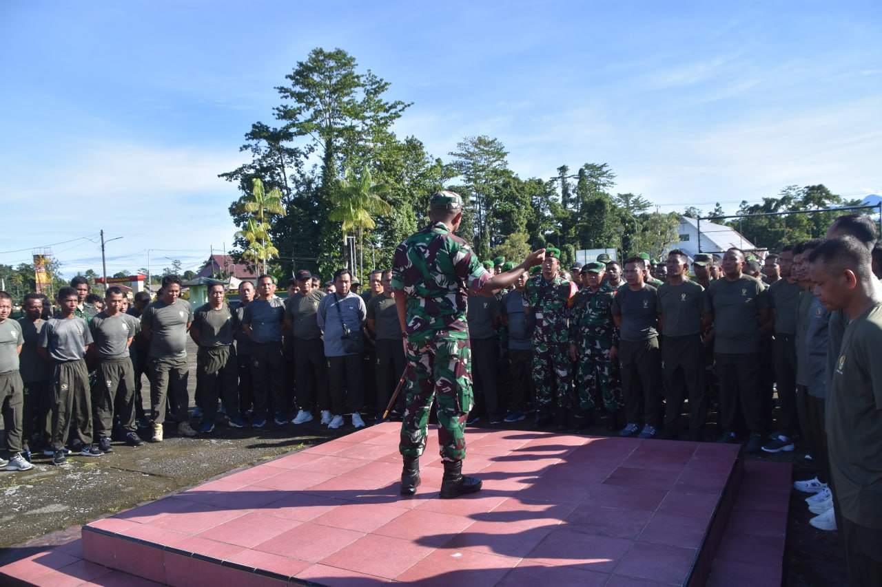 Tingkatkan Disiplin Prajurit, Dandim 1710/Mimika Berikan Penekanan Saat Apel Pagi