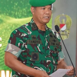 Wakasad : Kehadiran Prajurit Harus Memberikan Rasa Aman Wakasad : Kehadiran Prajurit Harus Memberikan Rasa Aman