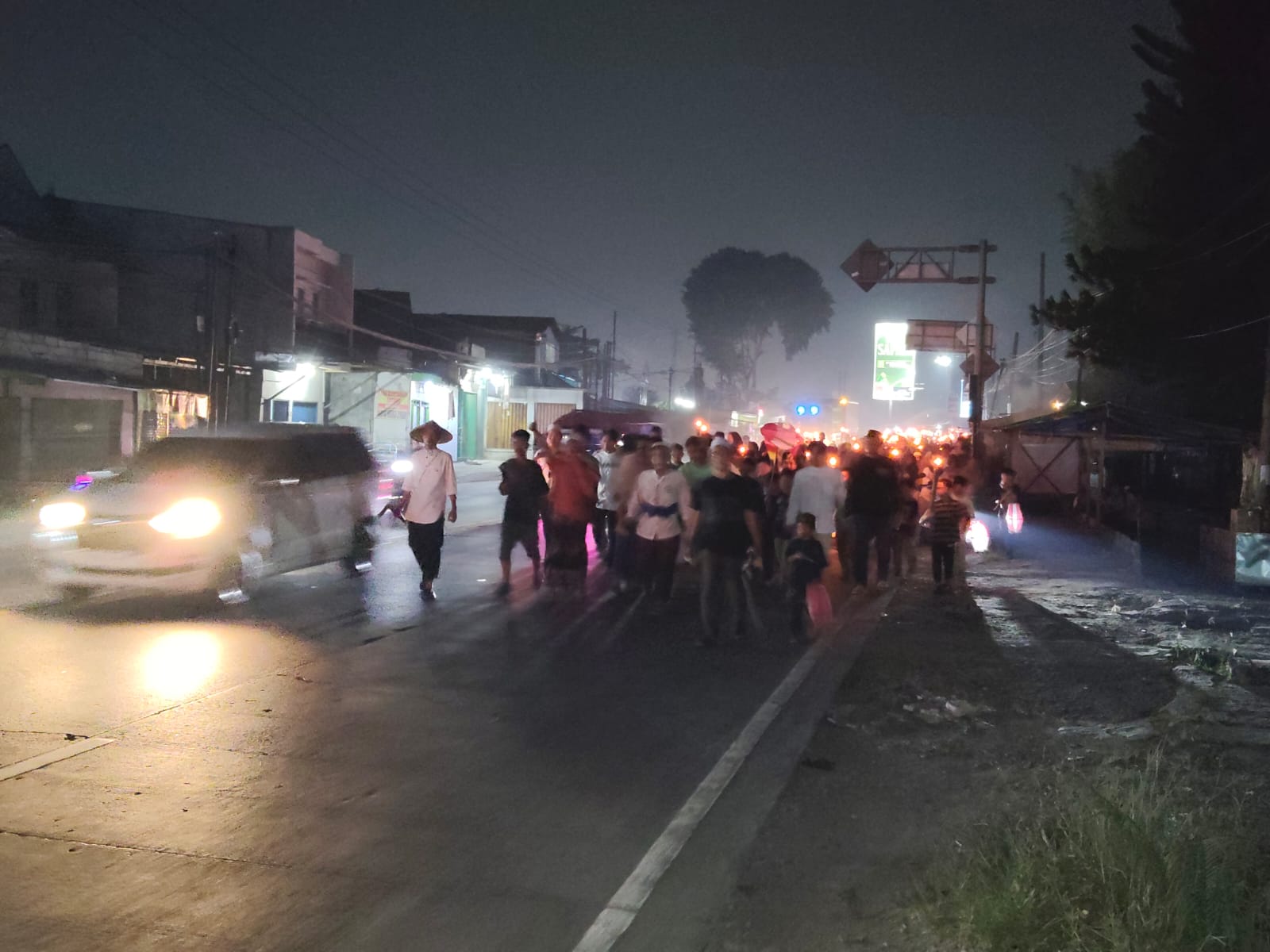 Polsek Cikupa Amankan Kegiatan Pawai Obor dan Dzikir Bersama Sambut 1 Muharam 1447 H