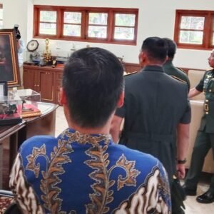 Panglima TNI Resmikan Gedung Grha Wiyata Yuddha Seskoad Panglima TNI Resmikan Gedung Grha Wiyata Yuddha Seskoad