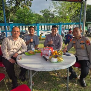 Meriahkan HUT Bhayangkara ke-79, Polsek Cikupa Gelar Lomba Panjat Pinang di Desa Talaga Meriahkan HUT Bhayangkara ke-79, Polsek Cikupa Gelar Lomba Panjat Pinang di Desa Talaga