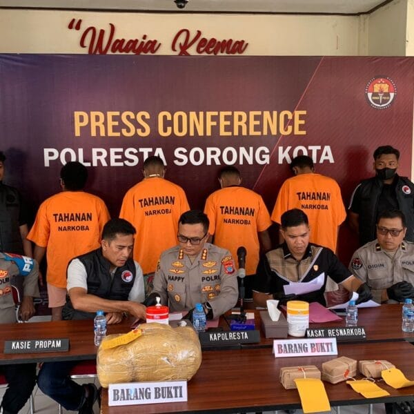 Polresta Sorong Kota Ungkap Jaringan Ganja Senilai Rp200 Juta, 4 Tersangka Diamankan