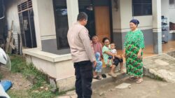 Bripka Reza Fajar Sambangi Warga Desa Bojong, Sosialisasikan Layanan 110 dan Edukasi Kamtibmas
