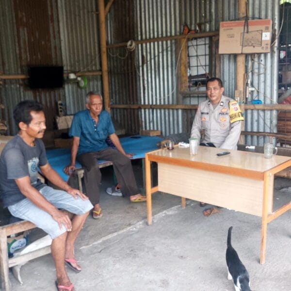 Bhabinkamtibmas Desa Sukadamai Laksanakan Program Polisi Peduli Pengangguran di Kampung. Gebang