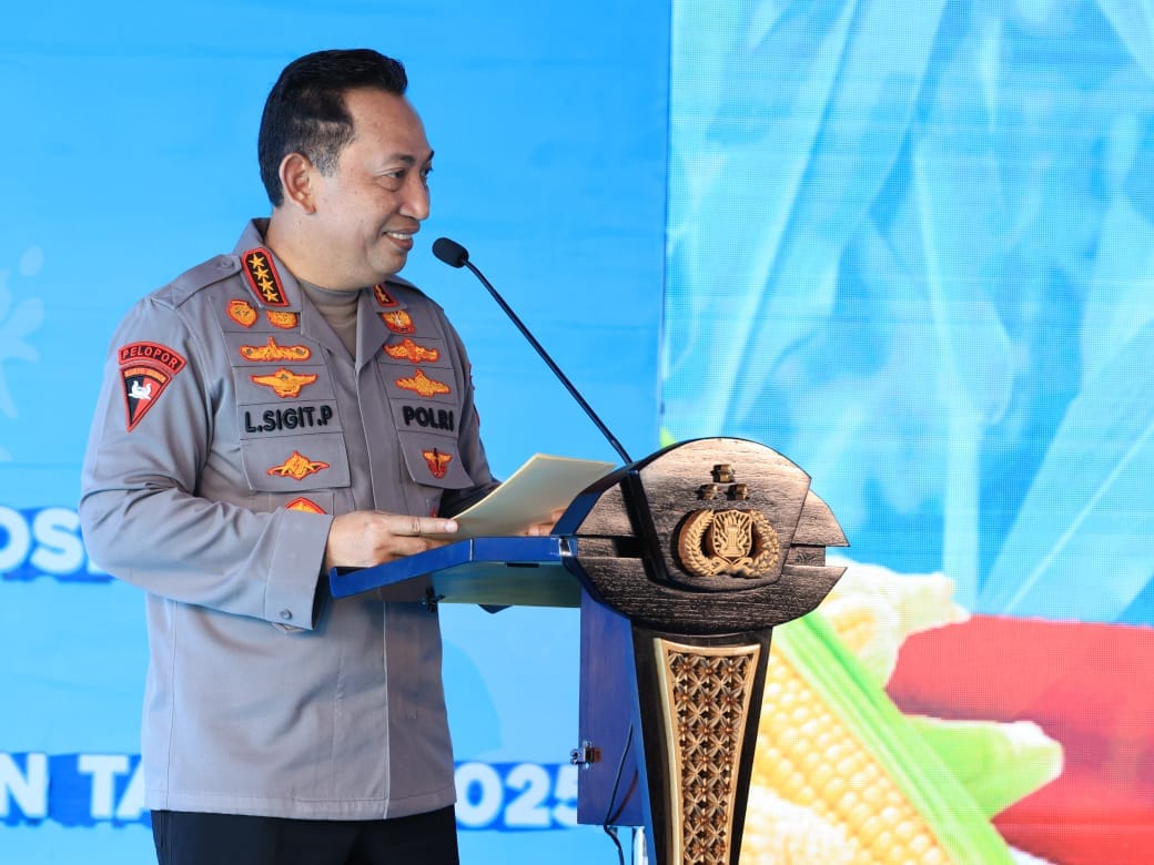 Terus Wujudkan Swasembada Pangan, Kapolri Laksanakan Penanaman Jagung Kuartal III