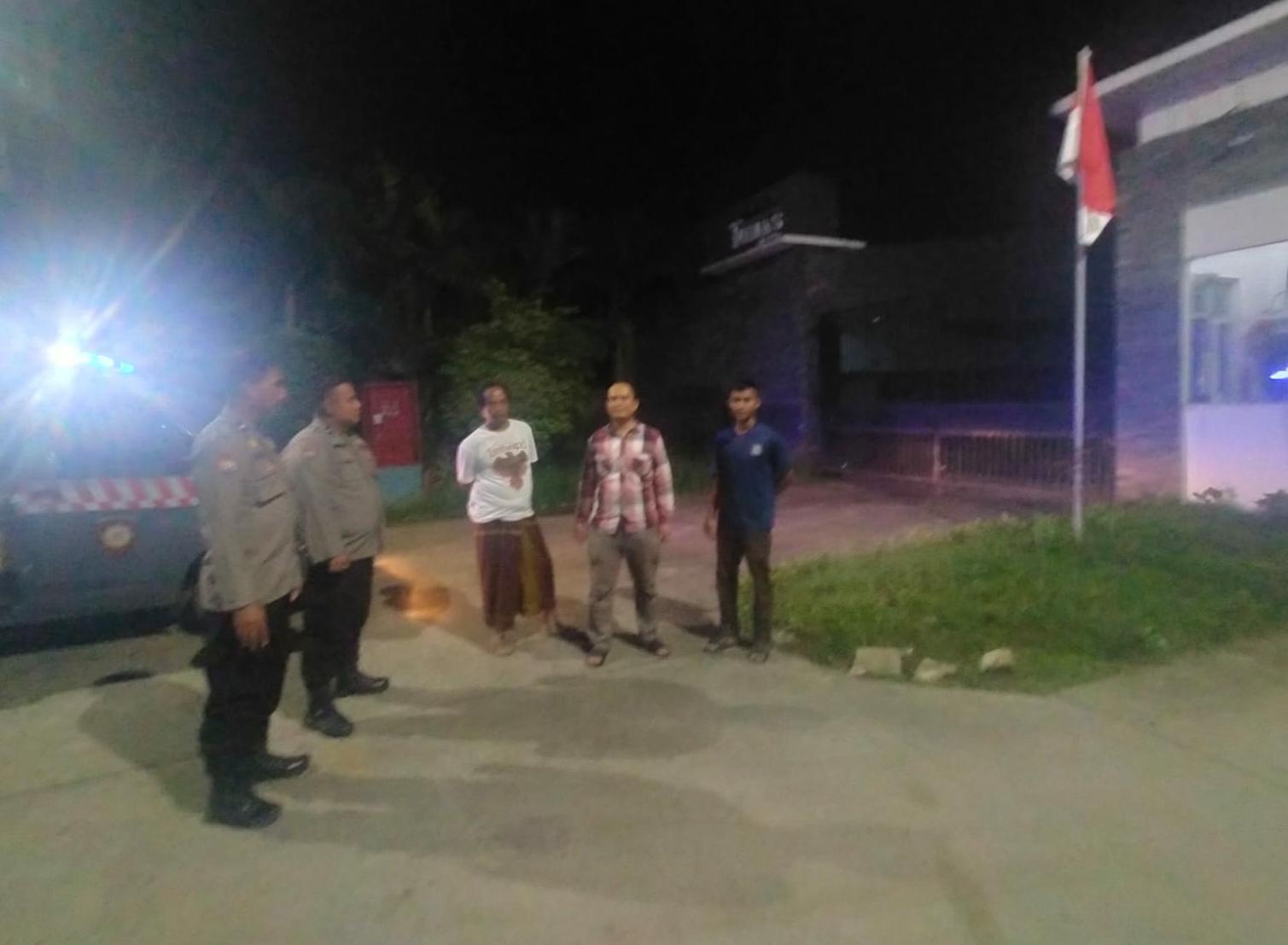 Kabupaten Tangerang – Patroli Malam Ops Cipkon, Polsek Cikupa Sasar Kawasan Rawan Guna Ciptakan Kamtibmas Kondusif
