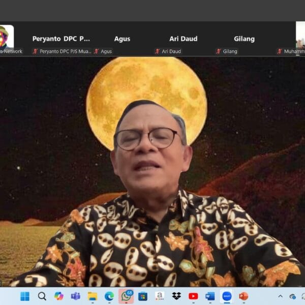 Ketua Dewan Pers Tutup Seminar Nasional PJS di Palu, Soroti Masa Depan Pers Siber