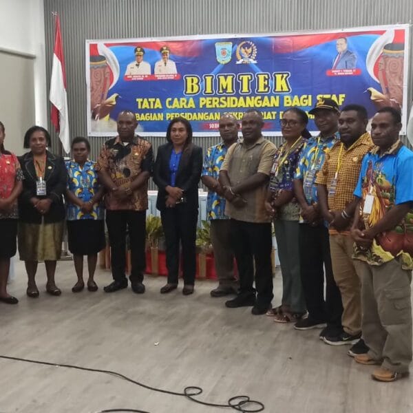 Mantapkan Profesionalisme Lewat Penutupan Bimtek Persidangan DPRK Maybrat di Sorong