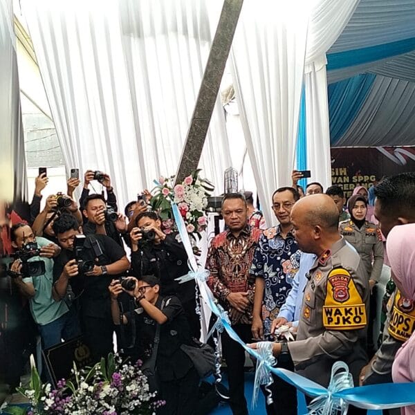 Wakapolda Banten Resmikan SPPG Polresta Tangerang, Dukung Program Makan Bergizi Gratis Presiden RI