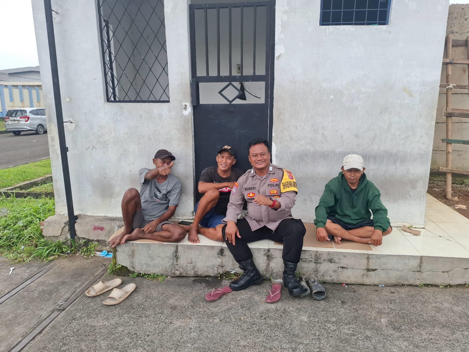 Bhabinkamtibmas Desa Talaga Laksanakan Program Polisi Peduli Pengangguran Dorong Warga untuk Bangkit dan Berkarya