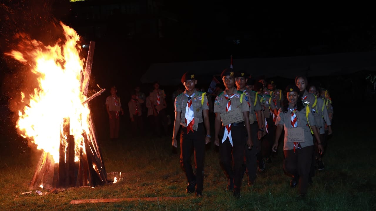 Semarak Api Unggun Dan Pentas Seni, Lantamal XIV Bersama Saka Bahari Kobarkan Semangat Nasionalisme Generasi Muda