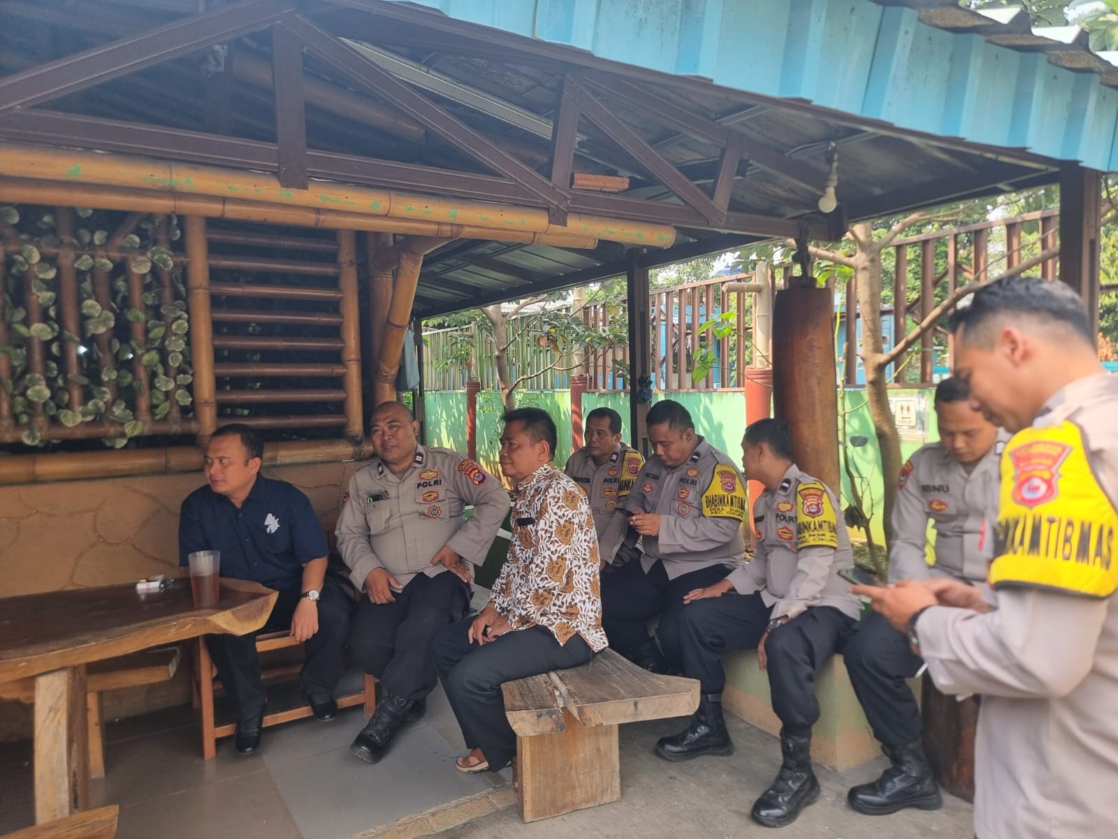 Kapolsek Cikupa Hadiri Rakor Ketahanan Pangan Kecamatan Cikupa, Dukung Sinergi Lintas Sektor Kapolsek Cikupa Hadiri Rakor Ketahanan Pangan Kecamatan Cikupa, Dukung Sinergi Lintas Sektor