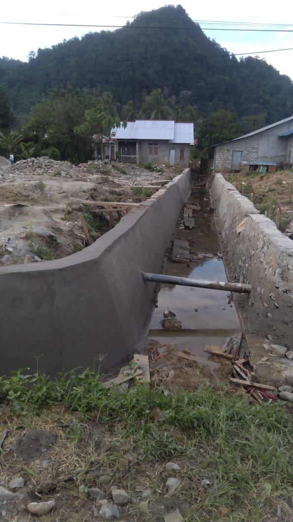 Drainase Raksasa 300 Meter lebih di Desa Waenono Mencapai 35%, Satgas TMMD Kodim 1506/Namlea Terus Berupaya Meningkatkan Kualitas Infrastruktur