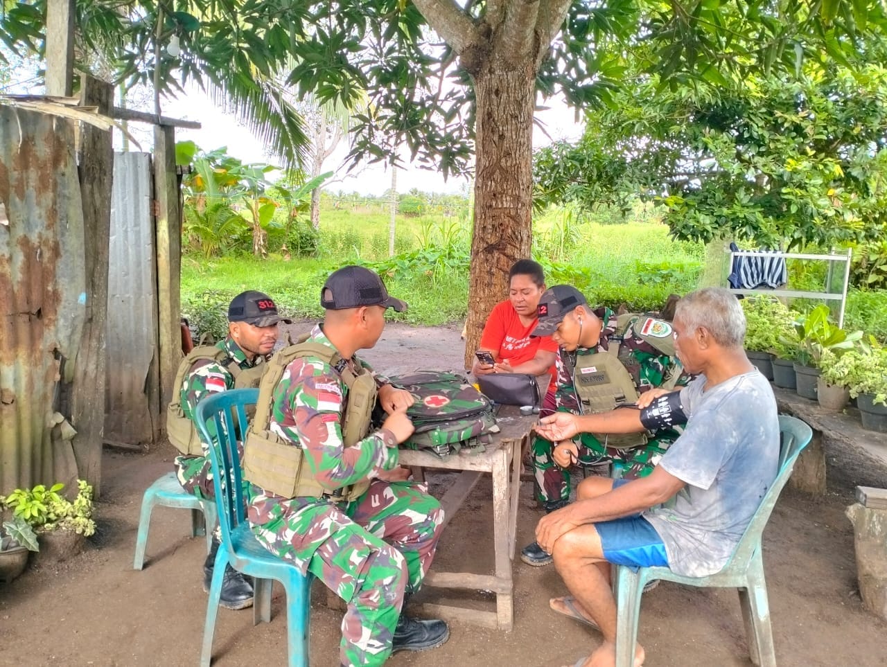 Dari Pos ke Pelosok: Satgas 312/KH Ajak Warga Kuller Hidup Sehat