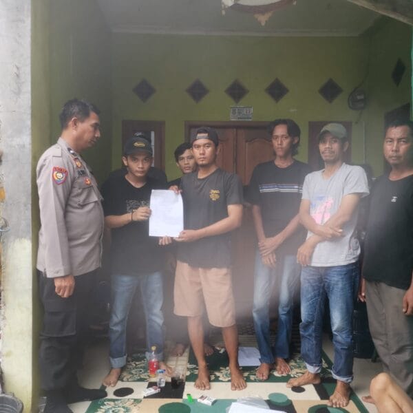 Bhabinkamtibmas Polsek Cikupa Fasilitasi Problem Solving Warga Sukamulya, Konflik Diselesaikan Secara Kekeluargaan