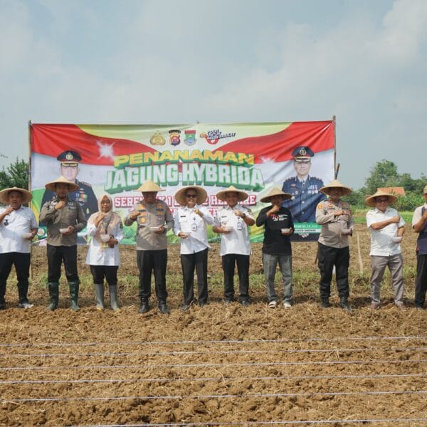 Tanam Jagung Serentak, Polresta Tangerang Komitmen Dukung Swasembada Pangan