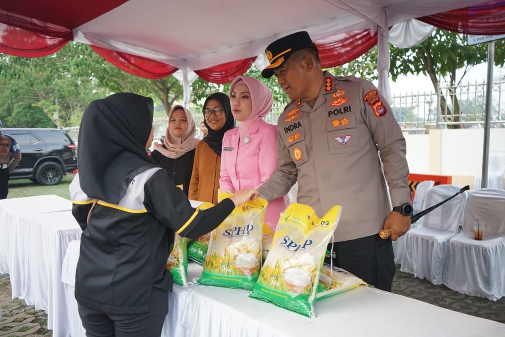 Bantu Masyarakat, Polresta Tangerang Gelar Gerakan Pangan Murah di Alun-Alun Tigaraksa