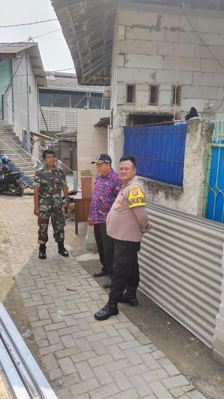 Pererat Silaturahmi, Bhabinkamtibmas Desa Talaga Sambangi Tokoh Masyarakat H. Nurin Pererat Silaturahmi, Bhabinkamtibmas Desa Talaga Sambangi Tokoh Masyarakat H. Nurin