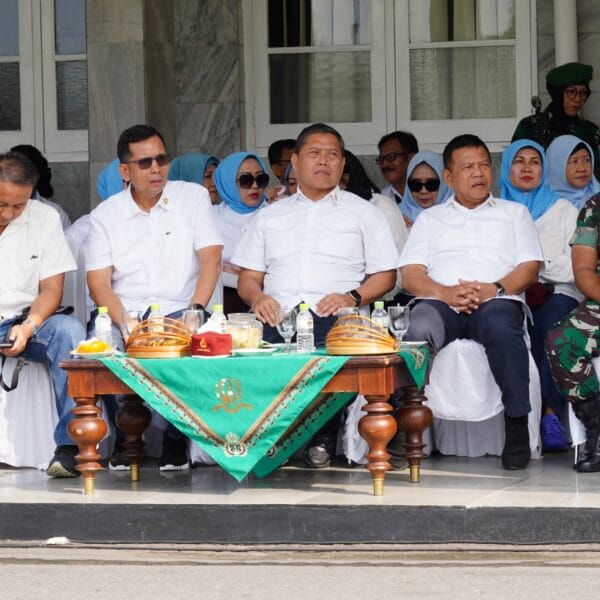 Gubernur Akmil Sambut Kebersamaan Reuni “Kekal ‘87”