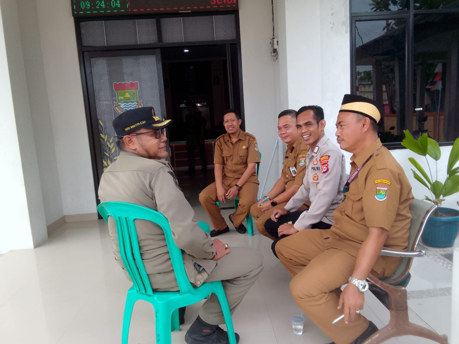 Polsek Kronjo Sambang Kasitrantib untuk Perkuat Sinergitas Jaga Kamtibmas