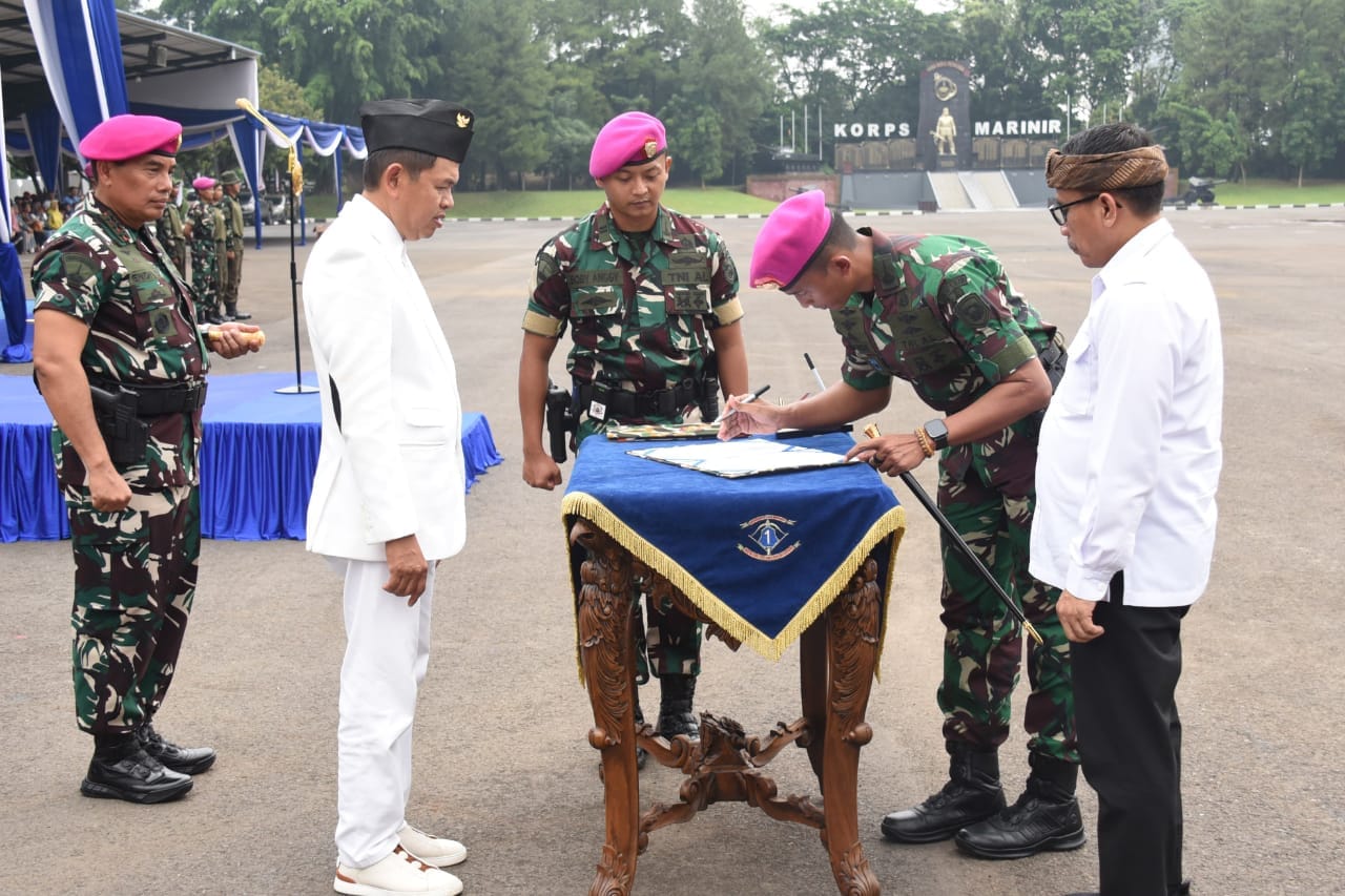 Danyonif 2 Marinir Hadiri Penutupan Pendidikan Karakter: Sinergi TNI dan Pemprov Jabar Cetak Generasi Tangguh