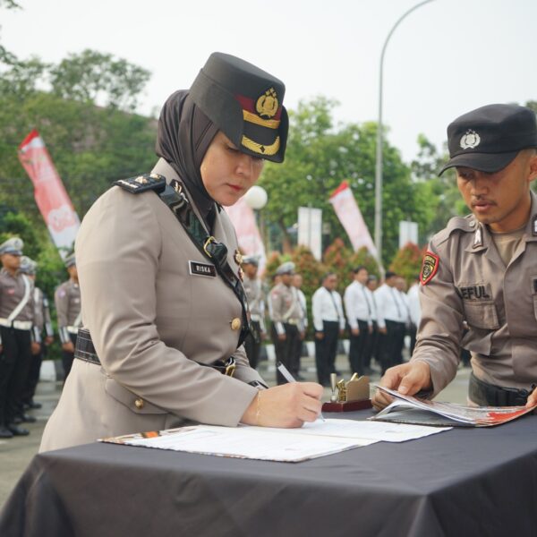 Kapolresta Tangerang Pimpinan Sertijab Kasat Lantas, Kasat Samapta dan Kapolsek Rajeg Tukar Posisi