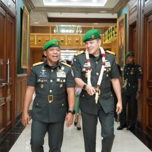 Akademi Militer Laksanakan Rangkaian Tradisi Serah Terima Jabatan Gubernur Akmil Tahun 2025