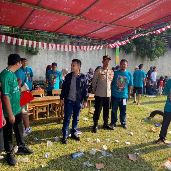 Kasat Reskrim Kompol Arief Nazaruddin Yusuf Hadiri Pembagian Bansos di Cikupa
