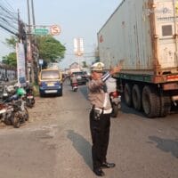 Kanit Lantas Polsek Cikupa Pantau PECAK Sore Hari, Wujudkan Kamseltibcar Lantas