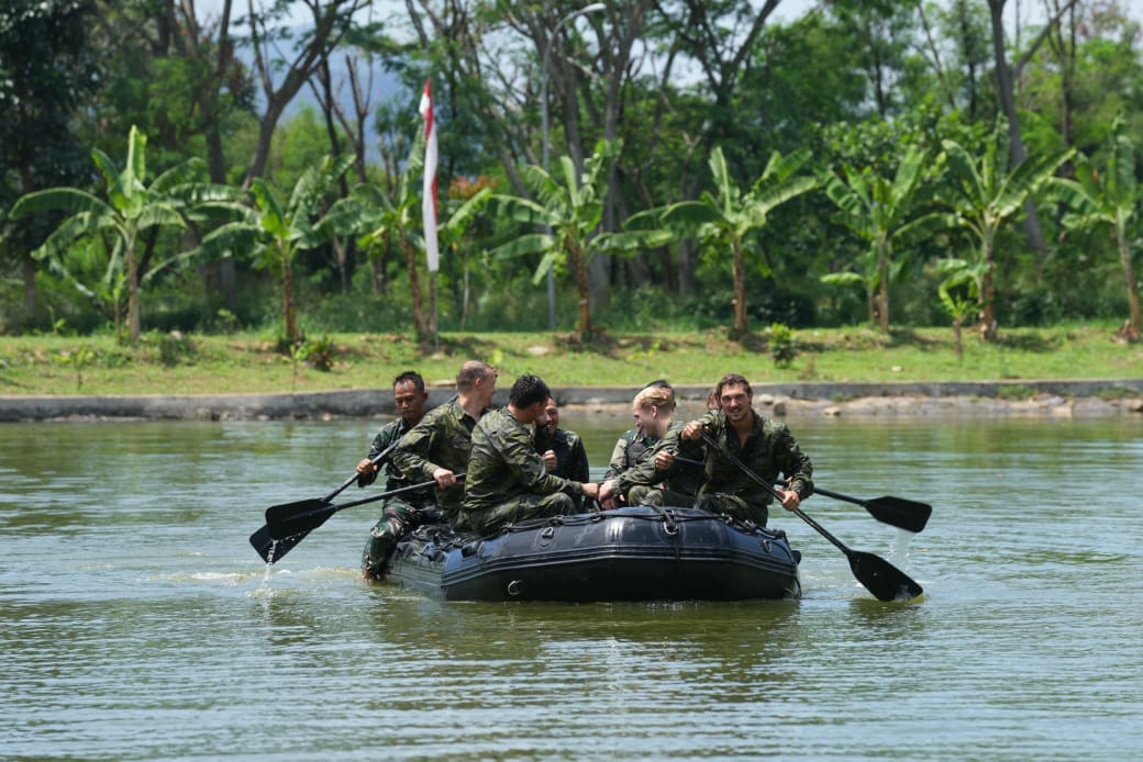 Small Boat Training Ambil Bagian Dalam Operasi Amfibi di Super Garuda Shield 2025