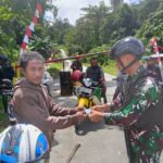 Cegah Kegiatan Ilegal, Personel Satgas Pamtas Yonif 410/Alugoro Gelar Sweeping Jalan Lintas Perbatasan Cegah Kegiatan Ilegal, Personel Satgas Pamtas Yonif 410/Alugoro Gelar Sweeping Jalan Lintas Perbatasan