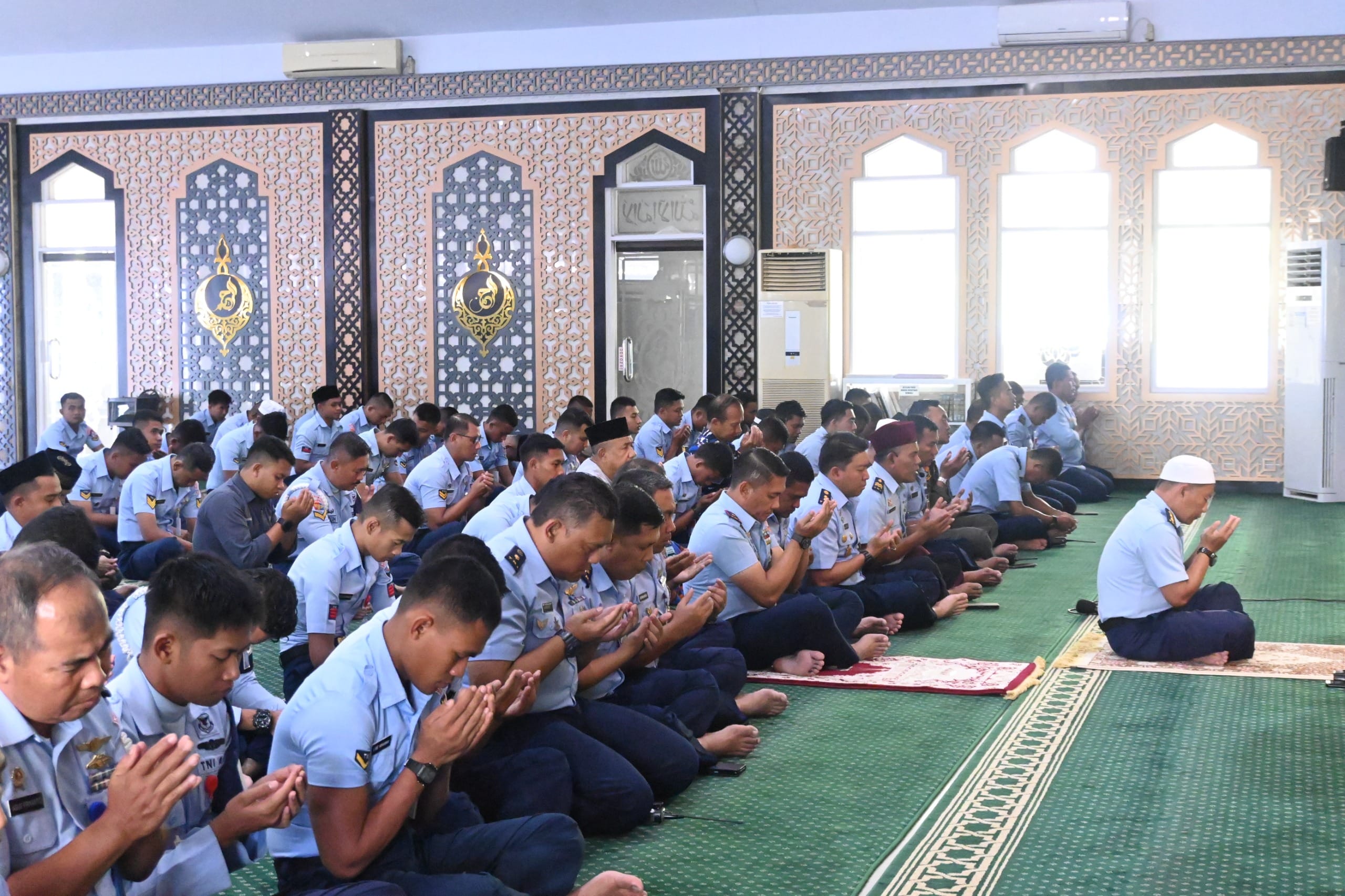 Lanud Sultan Hasanuddin Gelar Doa Bersama, Mohon Keselamatan dan Kesuksesan Demo Udara HUT ke-80 Kemerdekaan Republik Indonesia